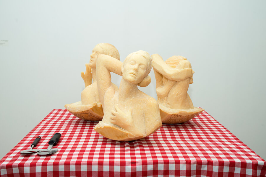 Zohar Gotesman: Cheesy Sculpture, parmesan cheese, 40x40x23cm, 2013